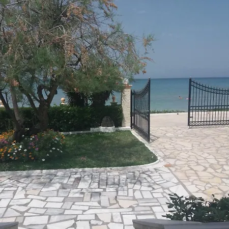 Antonia * Acharavi (Corfu)